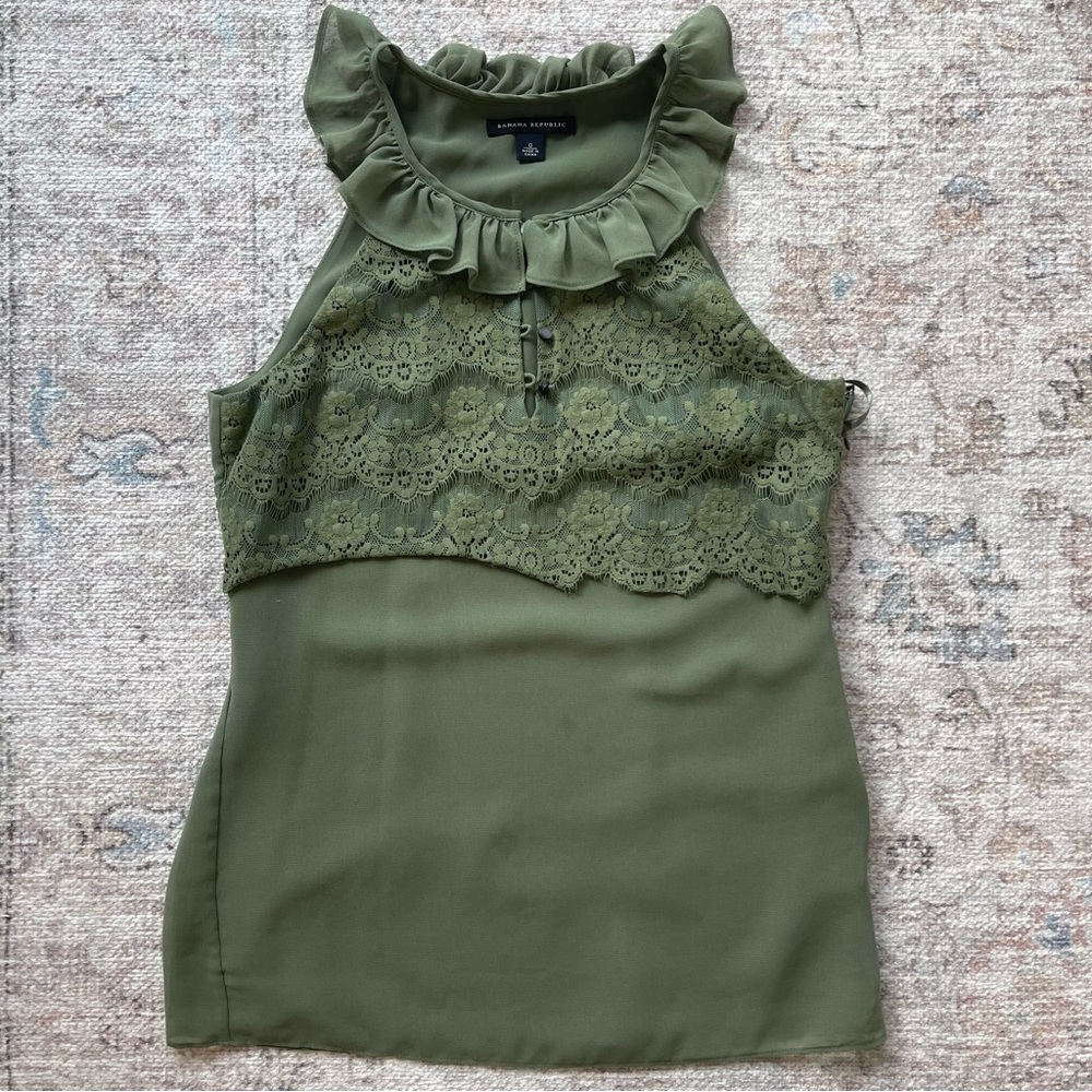 Banana Republic Sleeveless Blouse